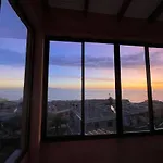 A Orillas Del Mar *
