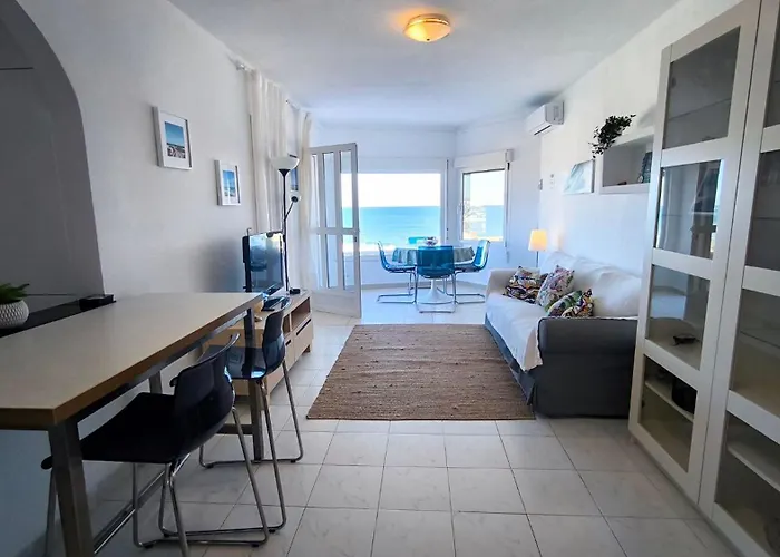 度假居 A Orillas Del Mar 托雷维耶哈